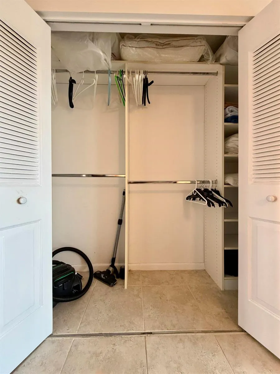 4104 Cambridge E #4104 Deerfield Beach, FL 33442