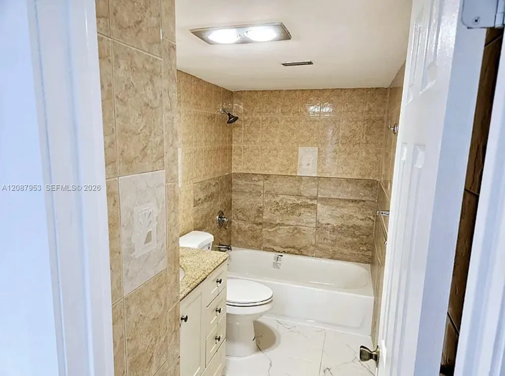 9682 Fontainebleau Blvd #207 Miami, FL 33172