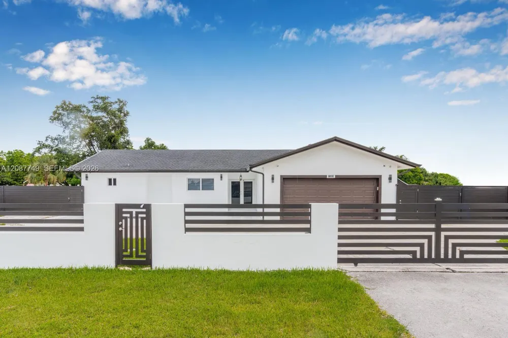 22601 SW 127th Ave Miami, FL 33170