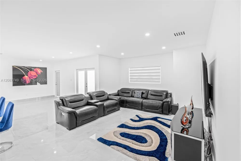 22601 SW 127th Ave Miami, FL 33170