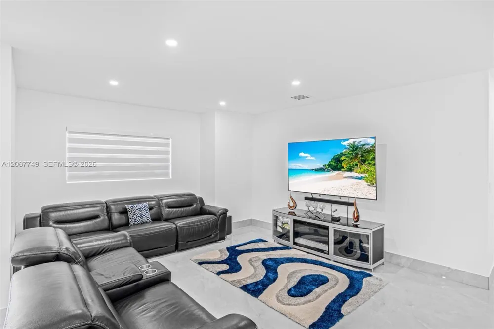 22601 SW 127th Ave Miami, FL 33170