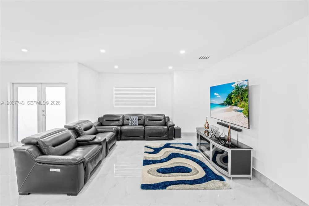 22601 SW 127th Ave Miami, FL 33170