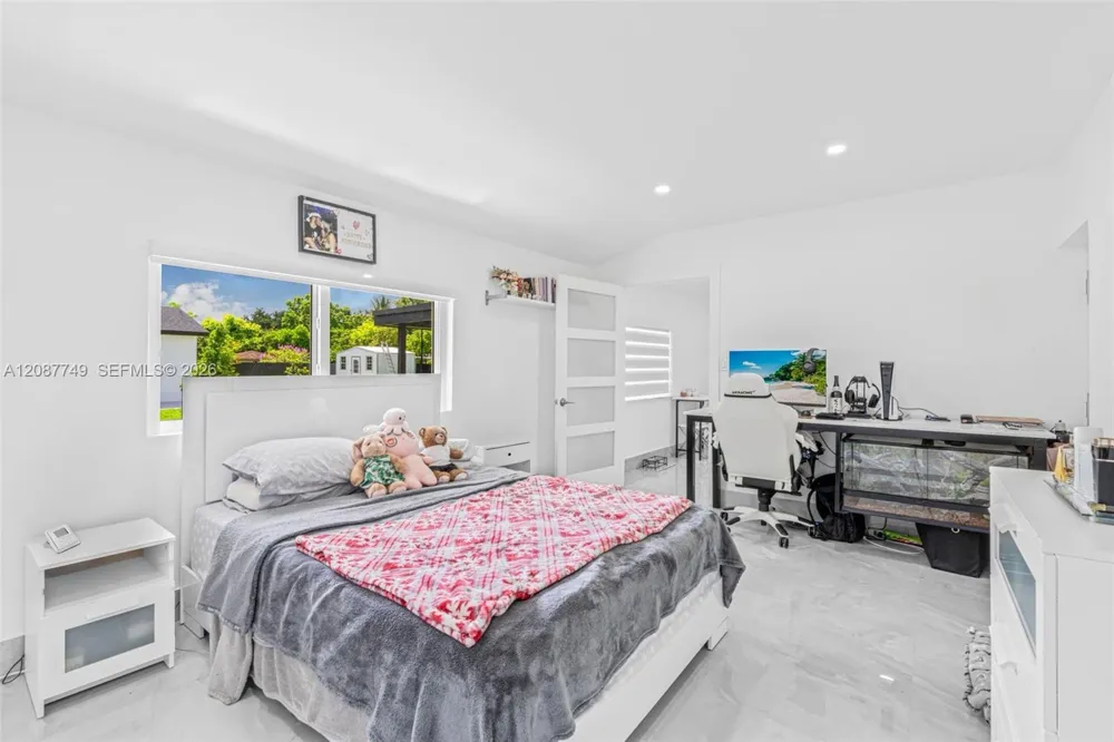 22601 SW 127th Ave Miami, FL 33170