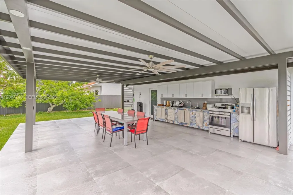 22601 SW 127th Ave Miami, FL 33170