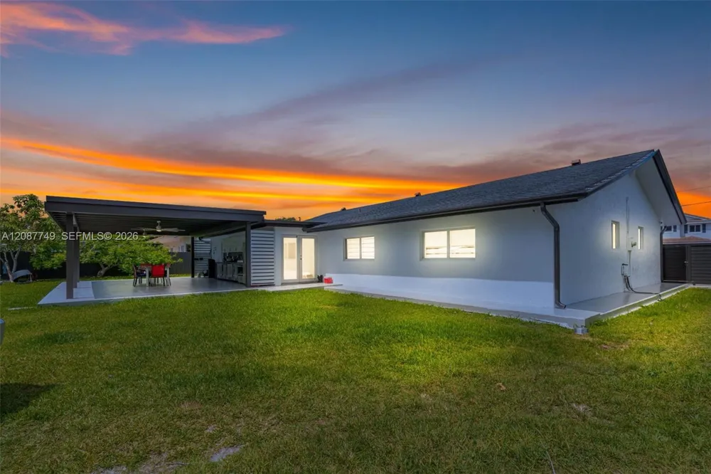 22601 SW 127th Ave Miami, FL 33170
