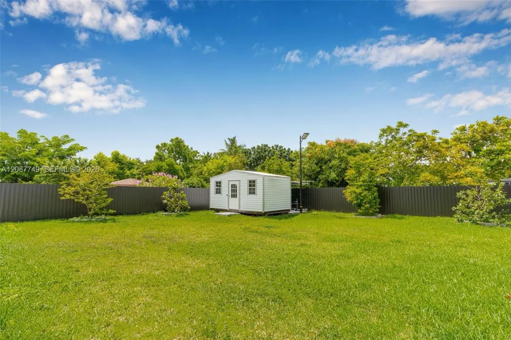 22601 SW 127th Ave Miami, FL 33170