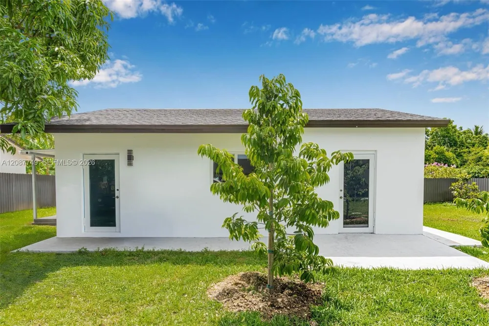 22601 SW 127th Ave Miami, FL 33170