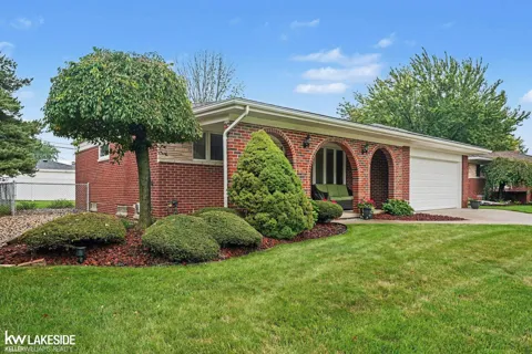 13482 Perry Circle