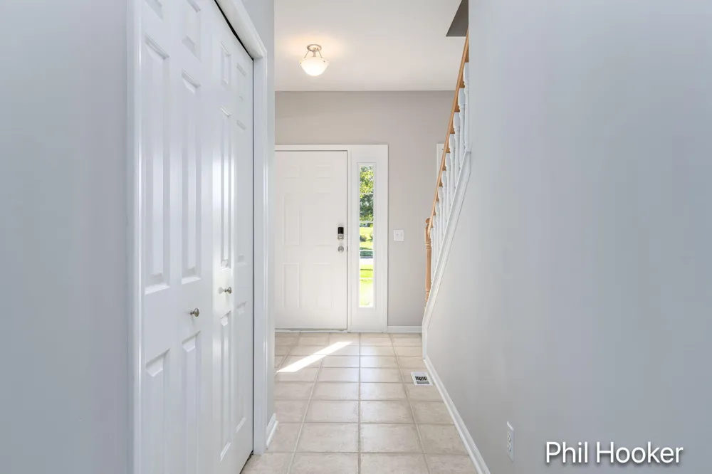 2125 Orchard Ridge Drive NW Walker City, MI 49534