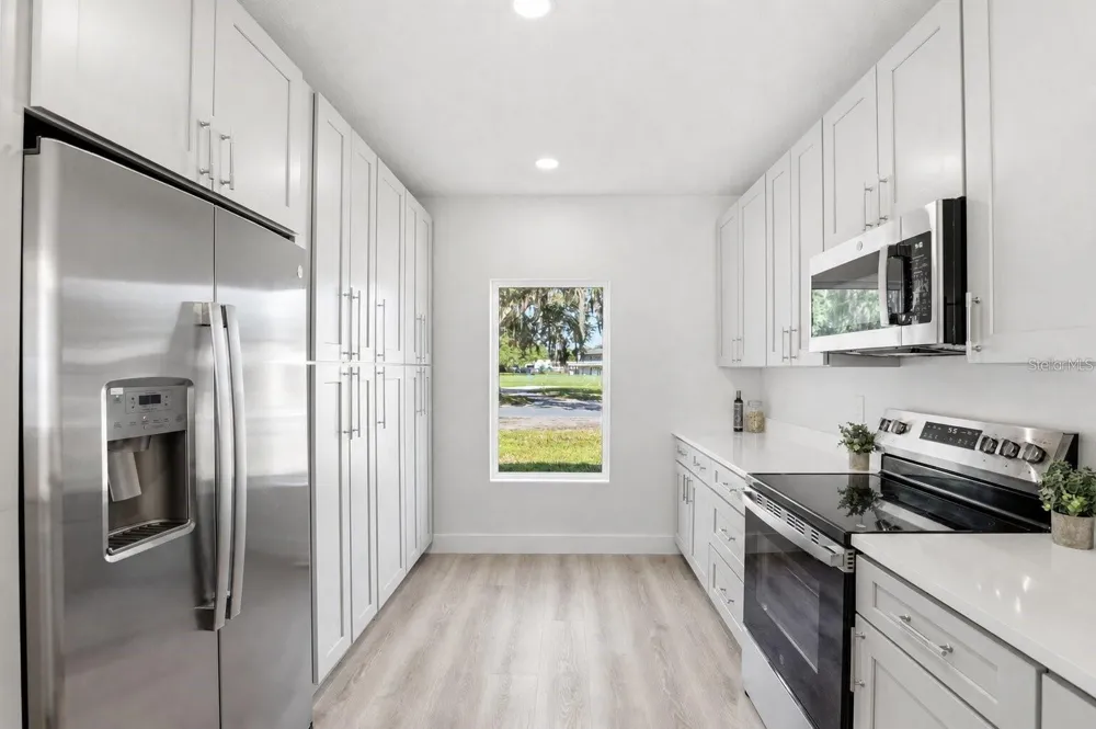 1328 MARSHALL DRIVE Leesburg, FL 34748