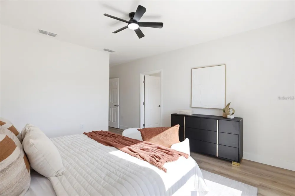1328 MARSHALL DRIVE Leesburg, FL 34748