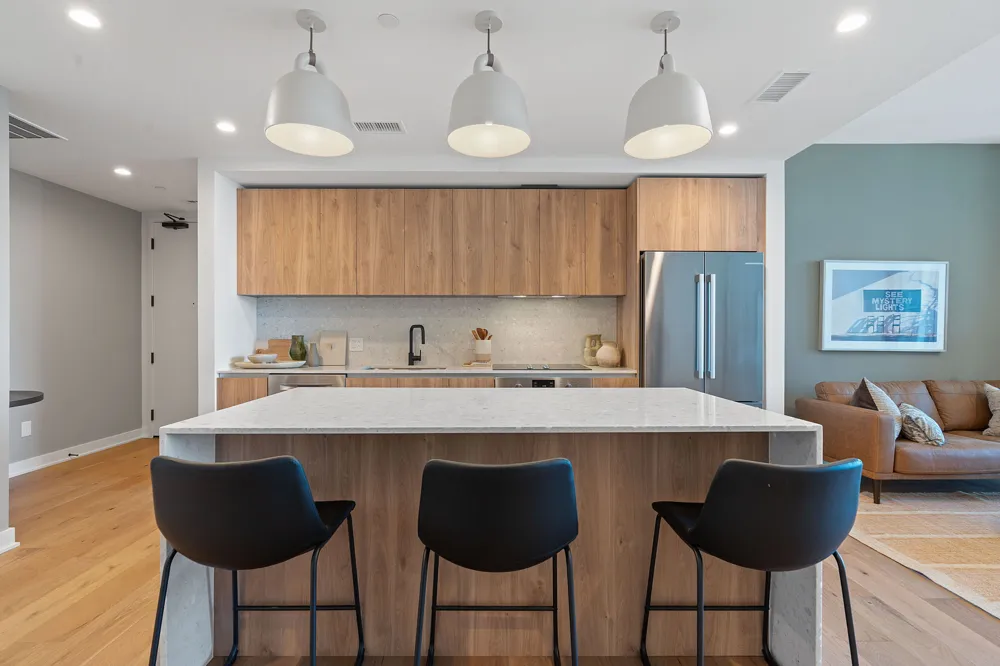 84 East Avenue #1810 Austin, TX 78701