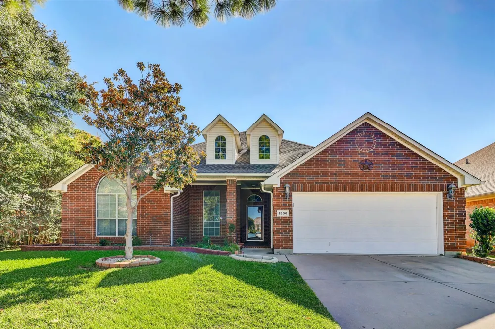 1506 Park Grove Drive Irving, TX 75060
