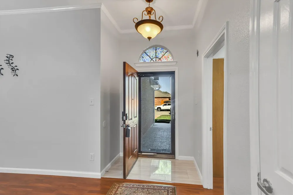 1506 Park Grove Drive Irving, TX 75060