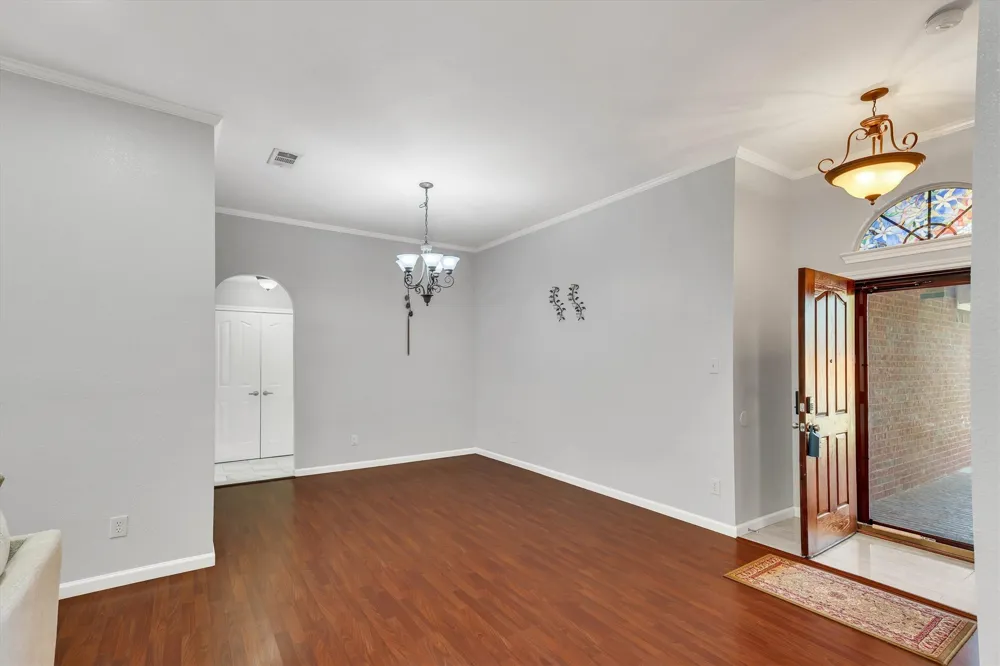1506 Park Grove Drive Irving, TX 75060