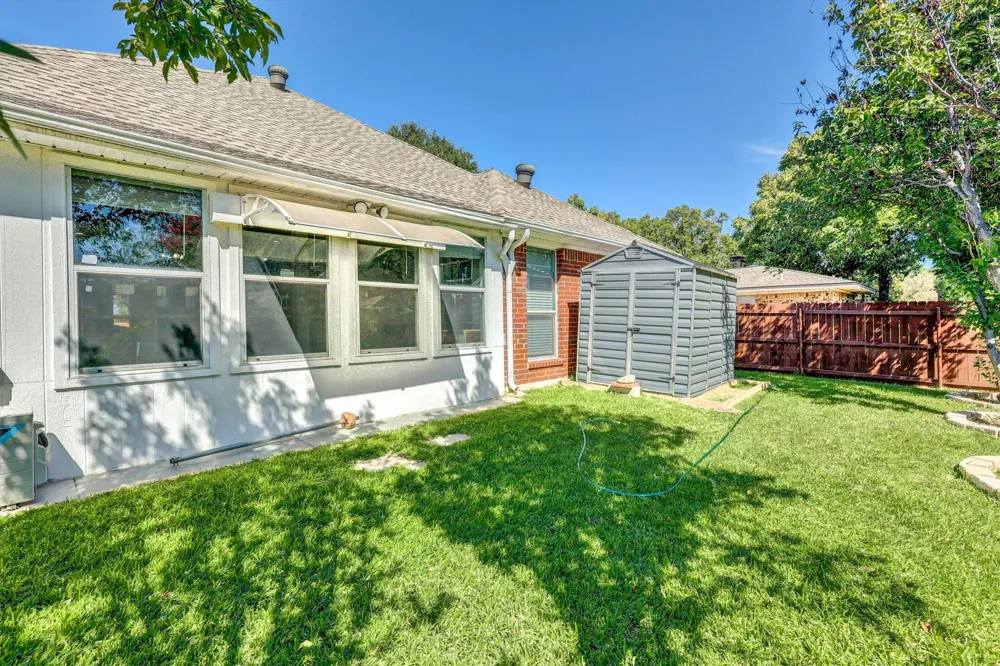 1506 Park Grove Drive Irving, TX 75060