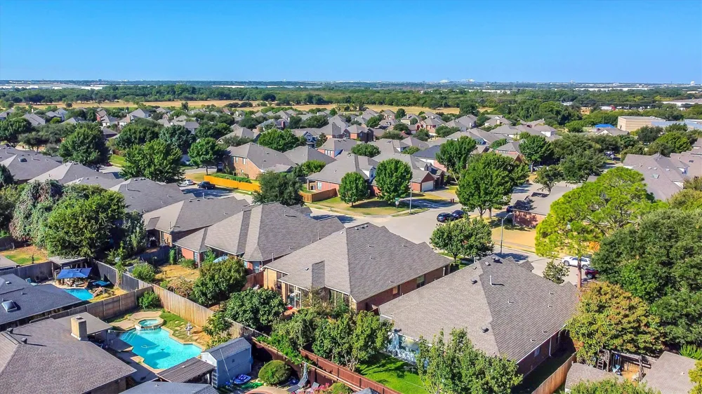 1506 Park Grove Drive Irving, TX 75060
