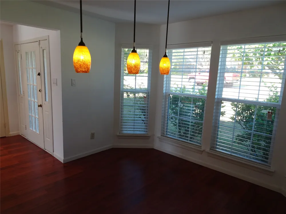 266 Barclay Avenue Coppell, TX 75019