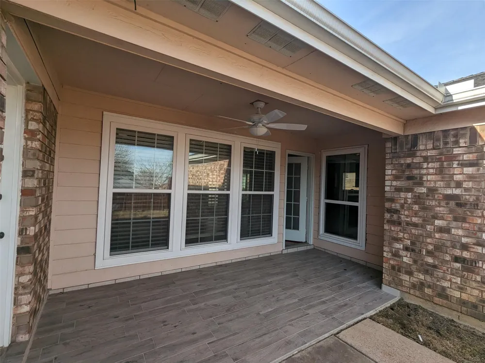 266 Barclay Avenue Coppell, TX 75019
