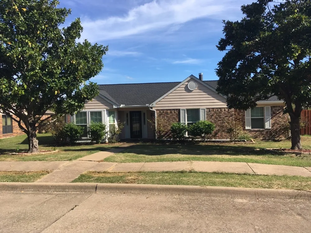 266 Barclay Avenue Coppell, TX 75019