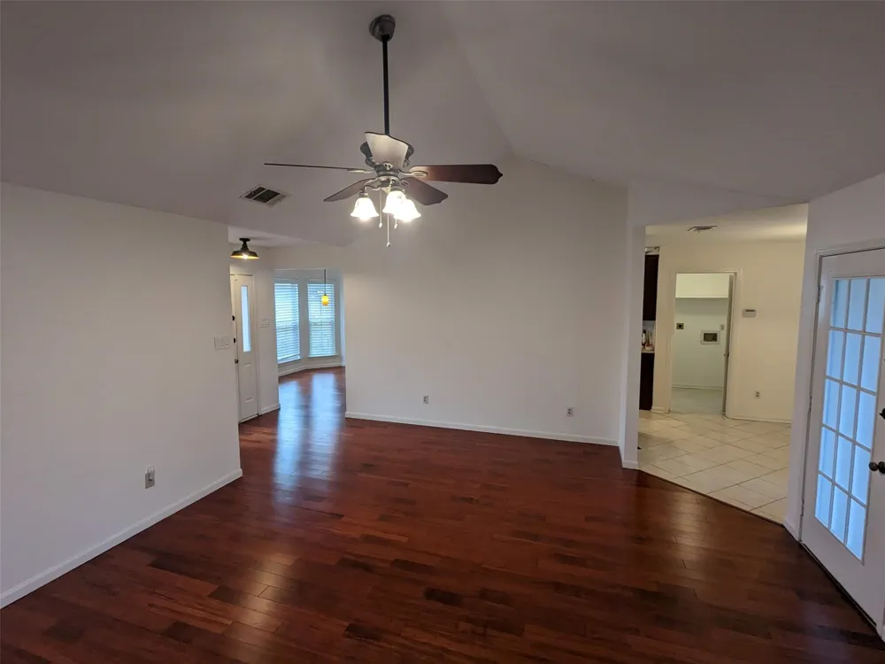 266 Barclay Avenue Coppell, TX 75019