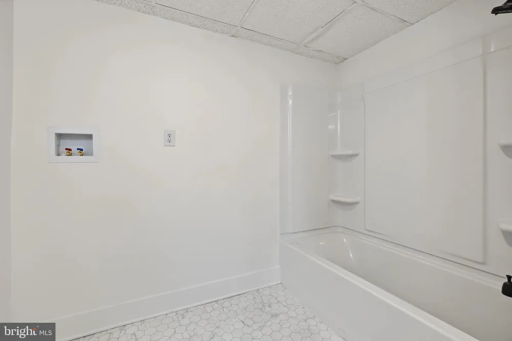 44 HANOVER STREET Glen Rock, PA 17327