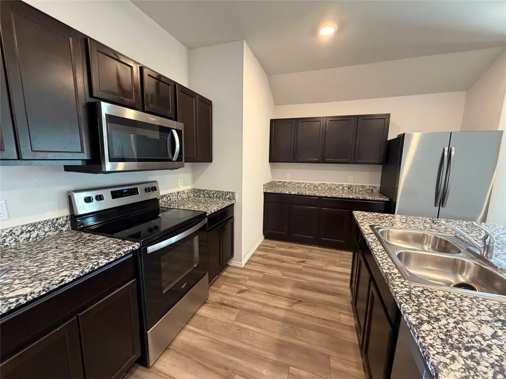 1160 Oxford Lane Troy, TX 76579