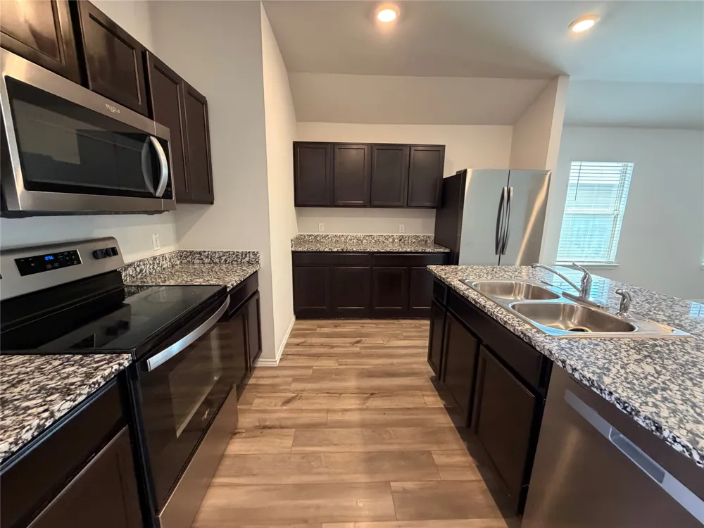 1160 Oxford Lane Troy, TX 76579