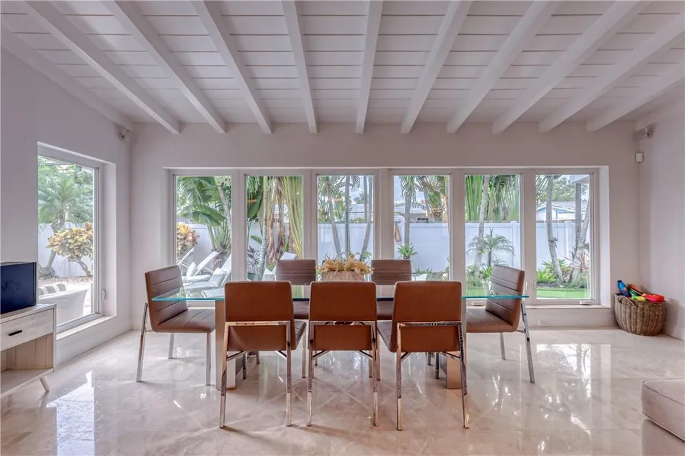 2726 NE 25TH PLACE Fort Lauderdale, FL 33305