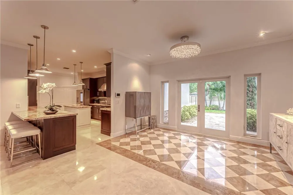 2726 NE 25TH PLACE Fort Lauderdale, FL 33305