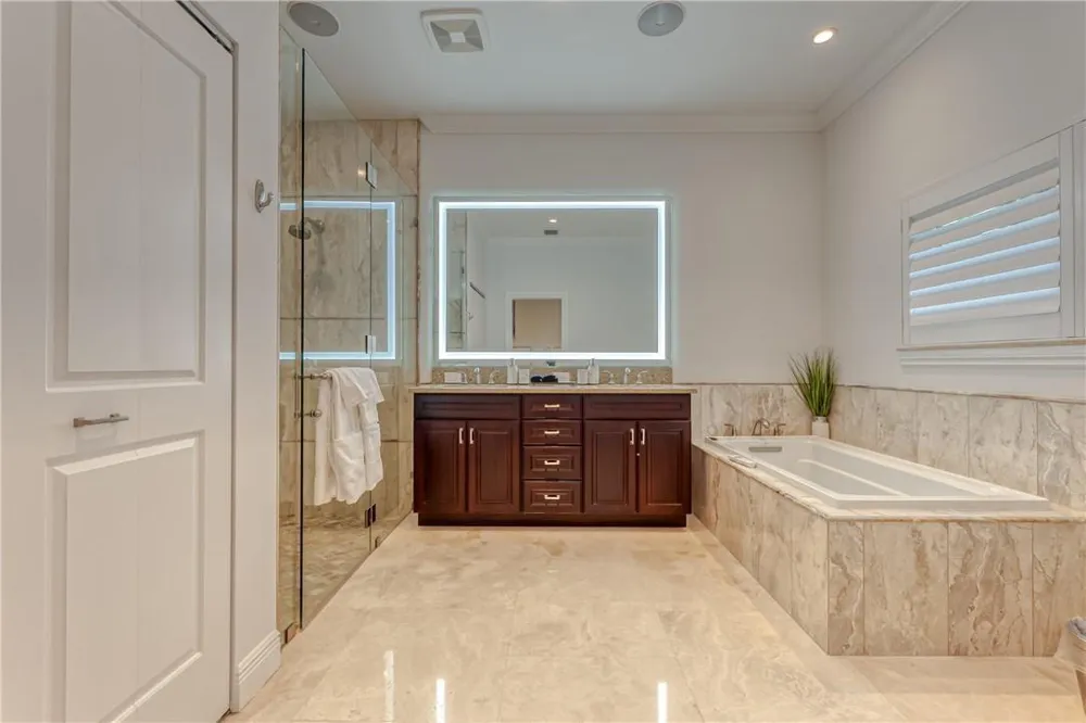2726 NE 25TH PLACE Fort Lauderdale, FL 33305