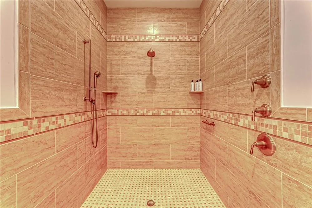 2726 NE 25TH PLACE Fort Lauderdale, FL 33305