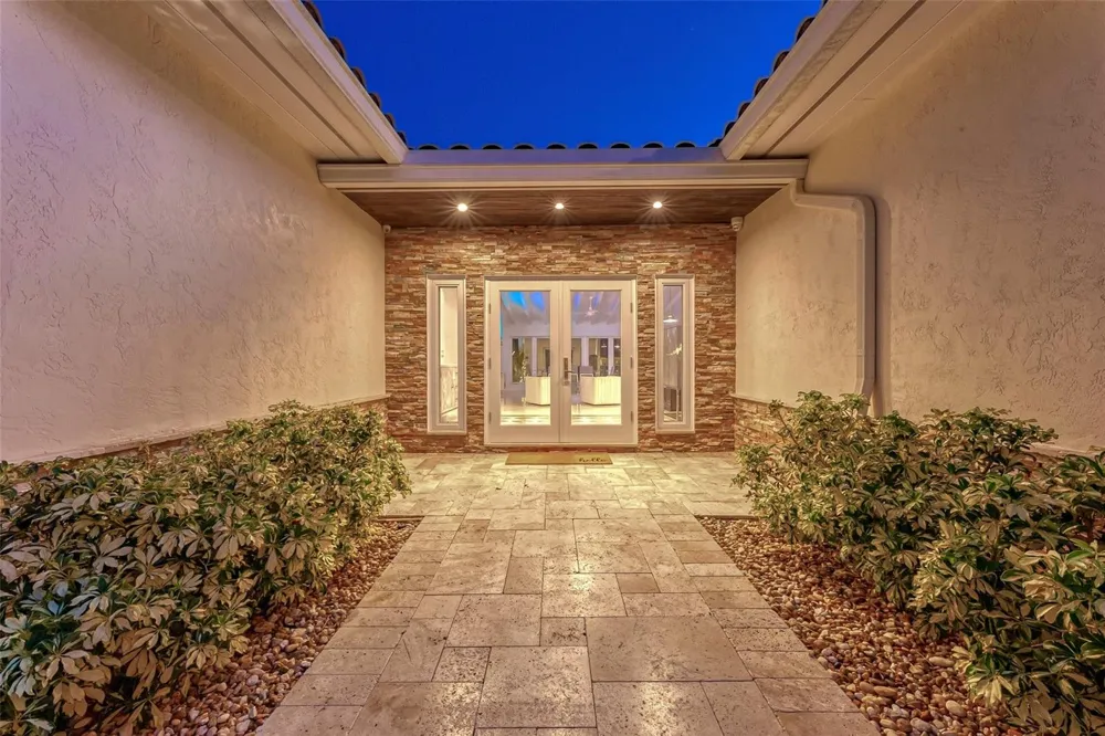 2726 NE 25TH PLACE Fort Lauderdale, FL 33305