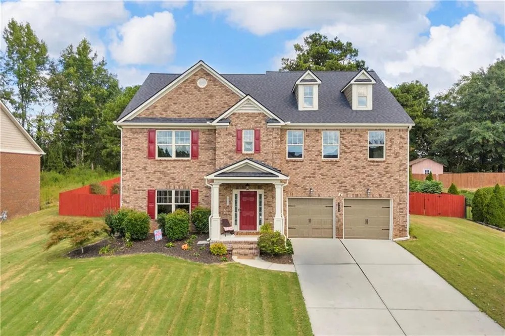1180 Chapel Estates Way Dacula, GA 30019