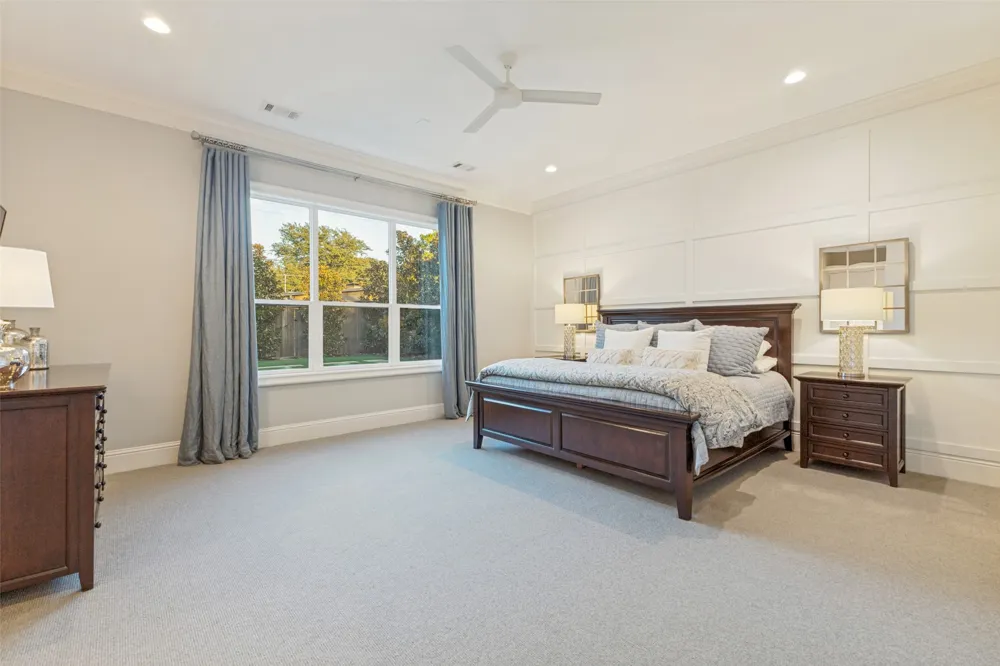 10322 Best Drive Dallas, TX 75229