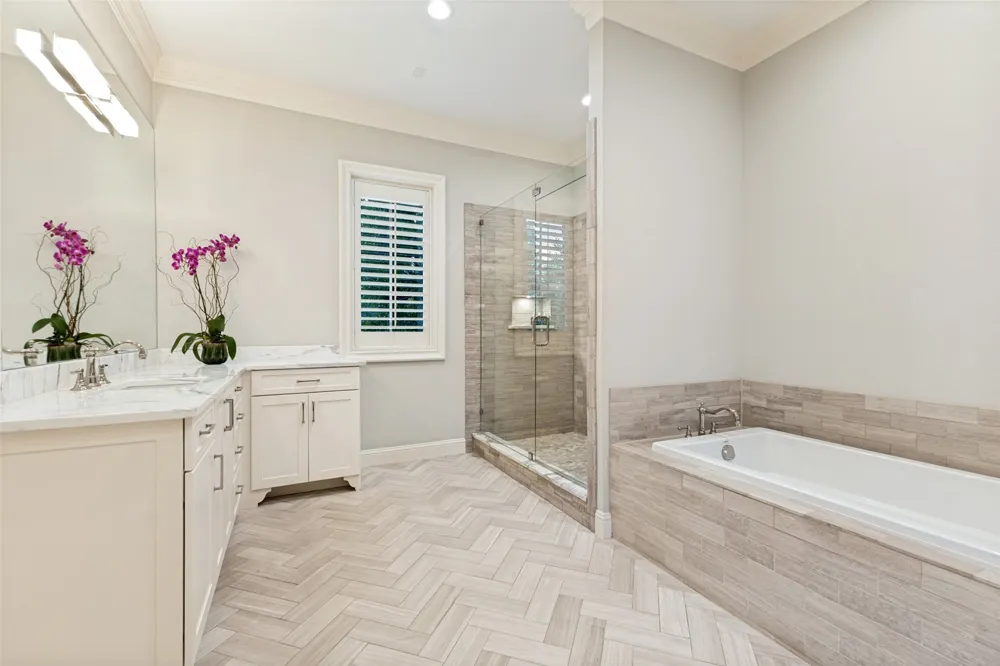 10322 Best Drive Dallas, TX 75229