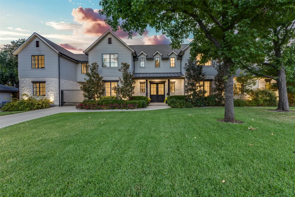 10322 Best Drive Dallas, TX 75229