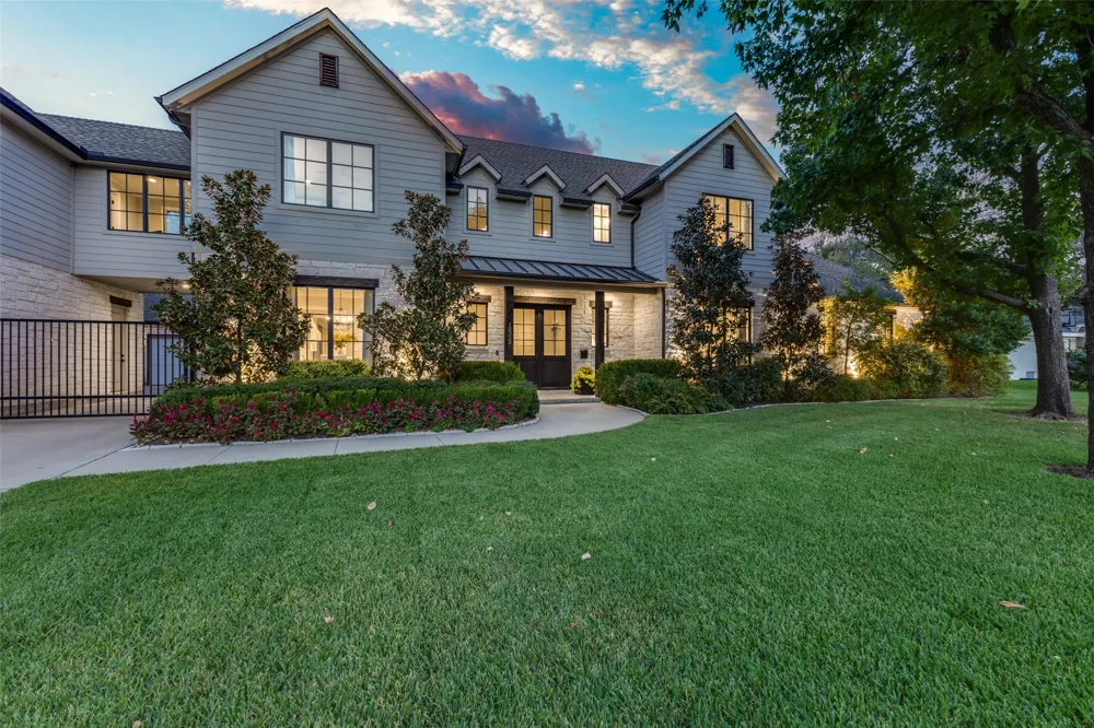 10322 Best Drive Dallas, TX 75229