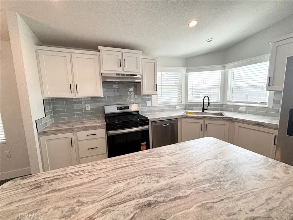 301 E Foothill Boulevard #130 Pomona, CA 91767