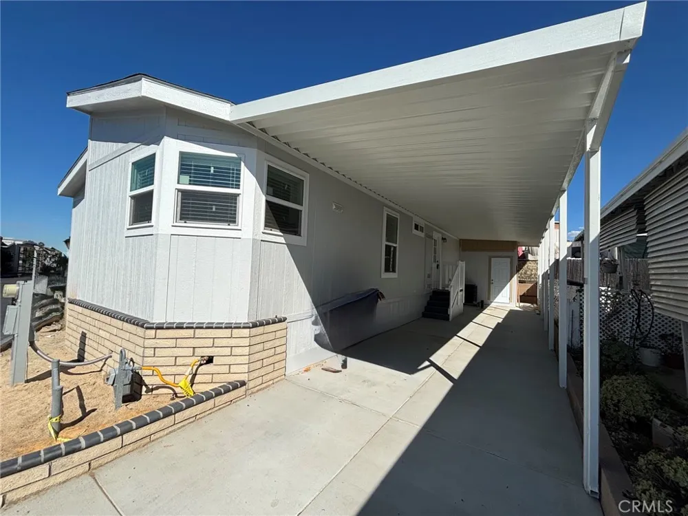 301 E Foothill Boulevard #130 Pomona, CA 91767