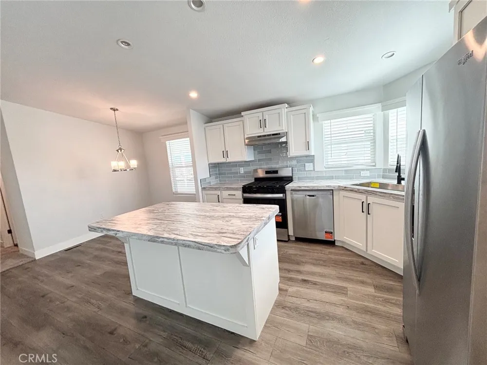 301 E Foothill Boulevard #130 Pomona, CA 91767
