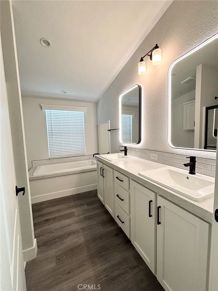 301 E Foothill Boulevard #130 Pomona, CA 91767