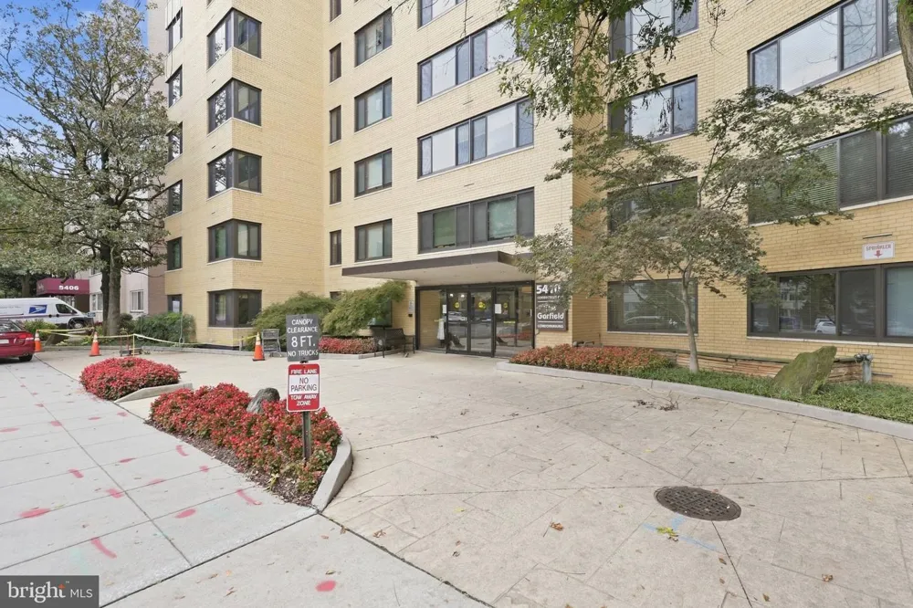 5410 CONNECTICUT AVENUE NW #208 Washington, DC 20015