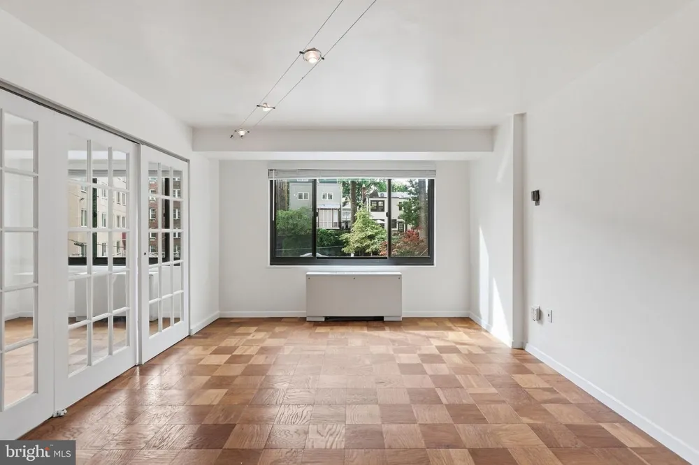 5410 CONNECTICUT AVENUE NW #208 Washington, DC 20015