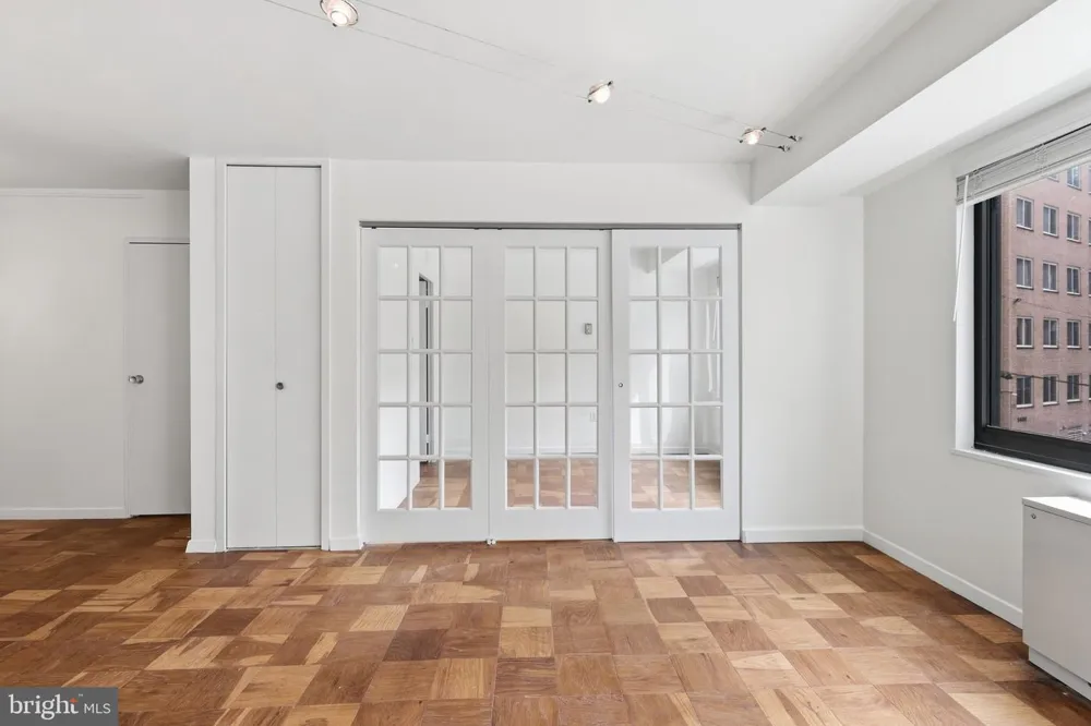 5410 CONNECTICUT AVENUE NW #208 Washington, DC 20015