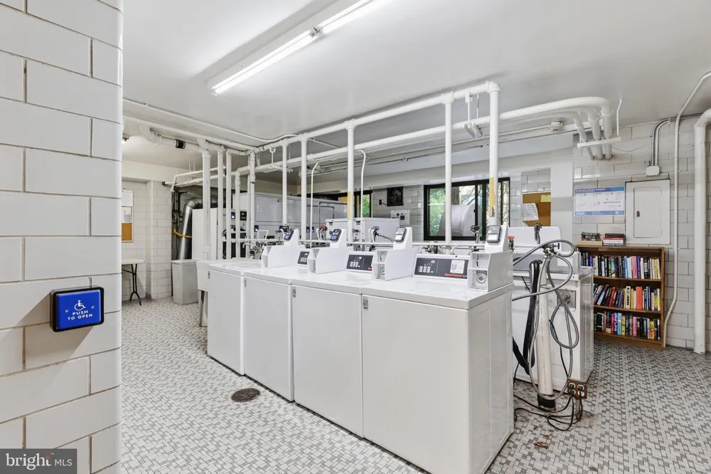 5410 CONNECTICUT AVENUE NW #208 Washington, DC 20015