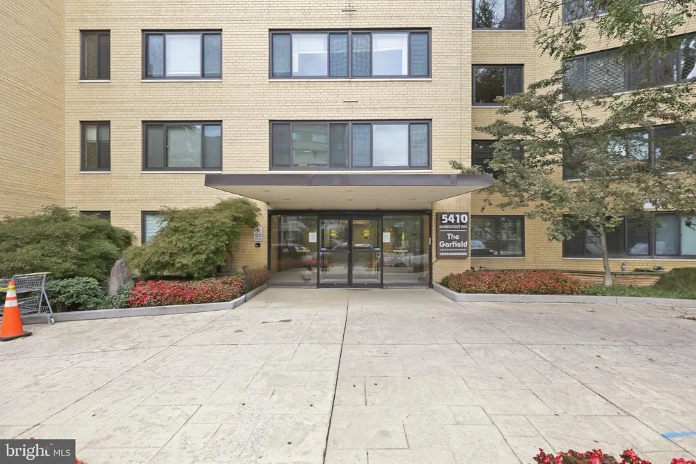 5410 CONNECTICUT AVENUE NW #208 Washington, DC 20015