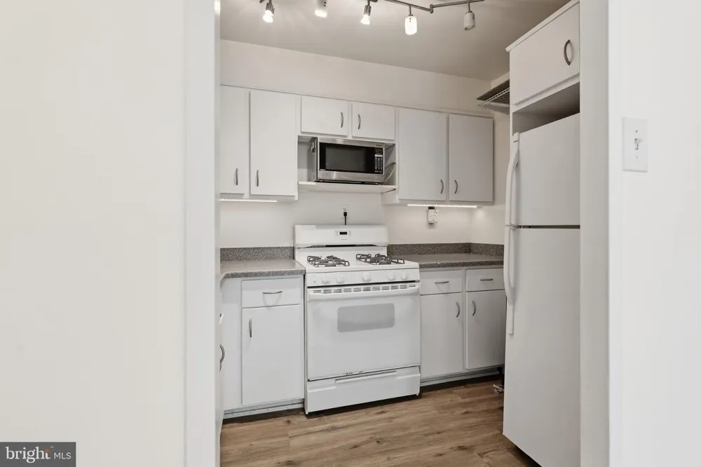 5410 CONNECTICUT AVENUE NW #208 Washington, DC 20015