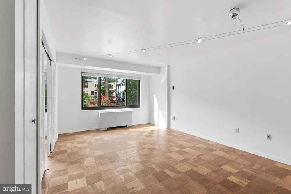 5410 CONNECTICUT AVENUE NW #208 Washington, DC 20015