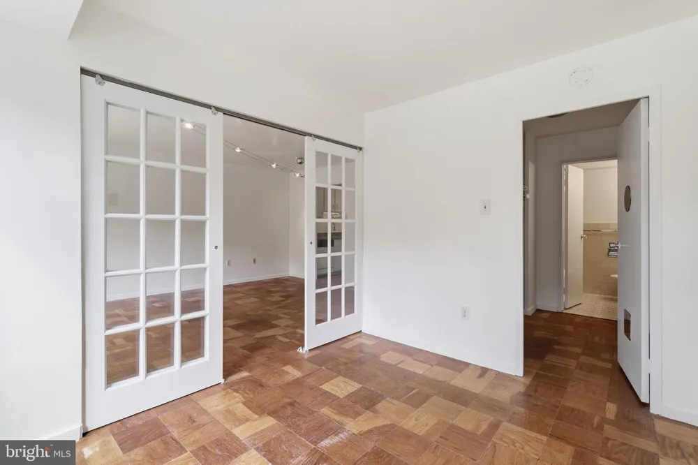 5410 CONNECTICUT AVENUE NW #208 Washington, DC 20015